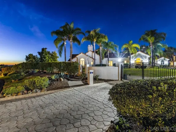 7496 Vista Rancho Ct, Rancho Santa Fe, CA 92091