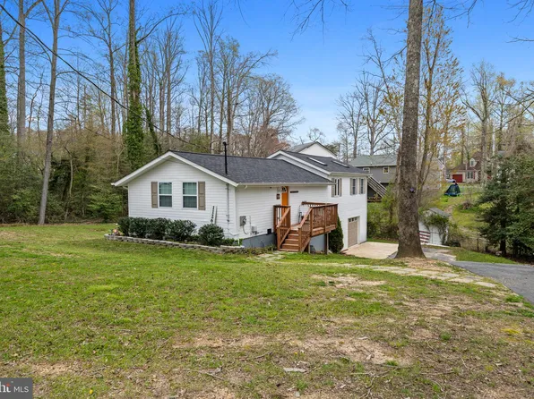 11260 Alamo Ct, Lusby, MD 20657