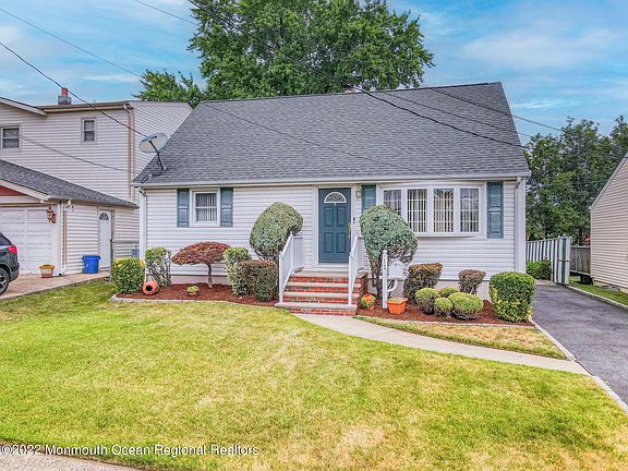 2nd image of 12 Halsey Pl