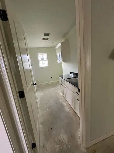 203 S Davis Ave Photo 1