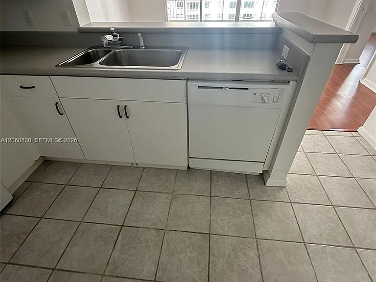 701 Brickell Key Blvd #1808 — Photo 7