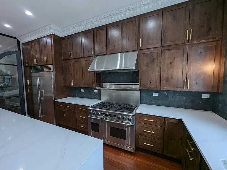 2150 W Monroe St — Photo 35