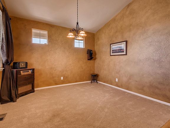 3rd image of 313 Homestead Pkwy