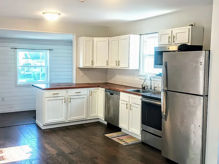 160 Turner Ave #2 — Photo 2