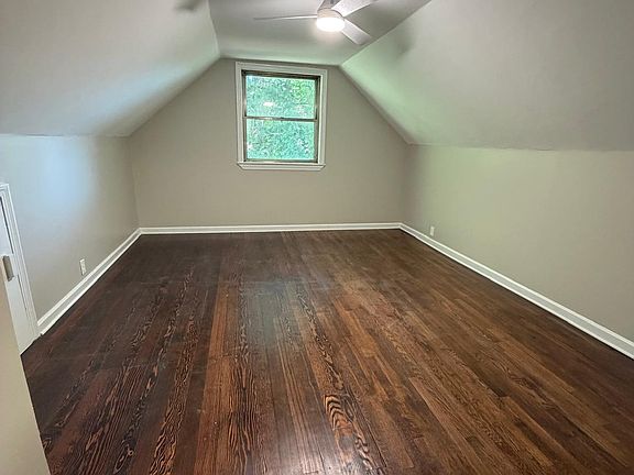 4th image of 23901 Colbourne Rd