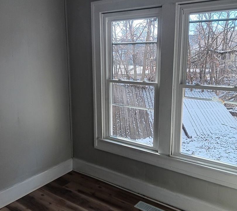 2nd image of 519 S 18th St