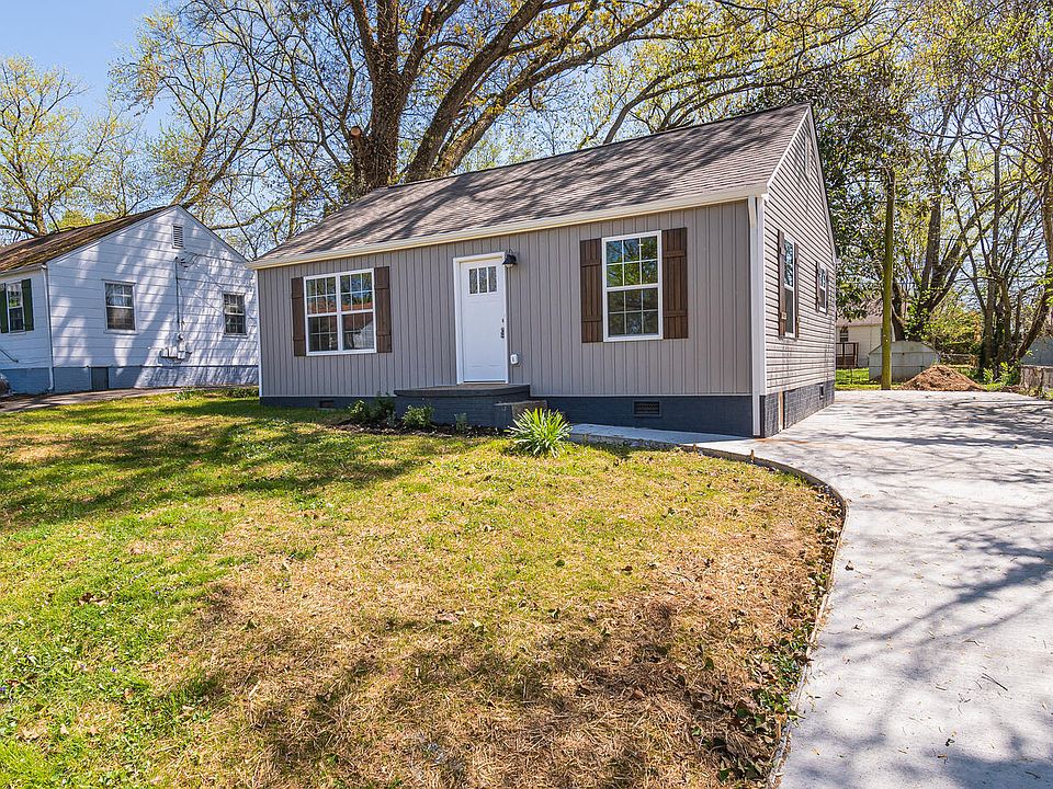 1st image of 1906 W Gilbert Ln
