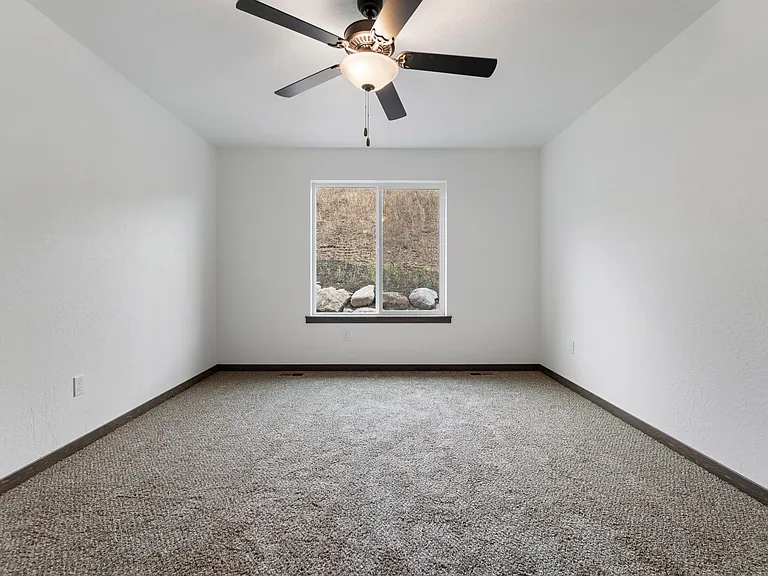 3284 N Carriage Ct — Photo 15