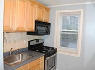 12 Bacon St APT 1, Waltham, MA 02451