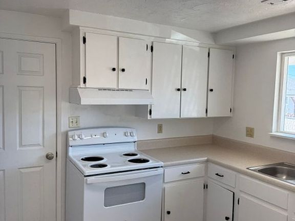 4th image of 610 Platt Pl #612