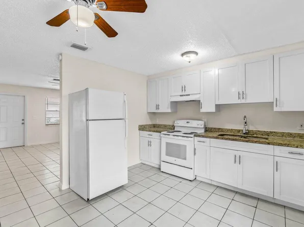 (undisclosed Address), Lake Worth, FL 33461