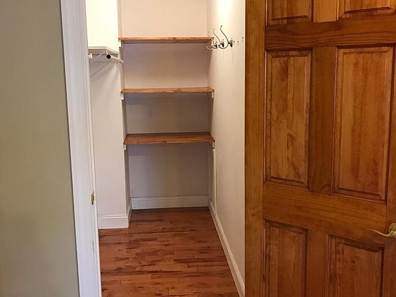 2nd image of 2028 Fairmount Ave APT 2R