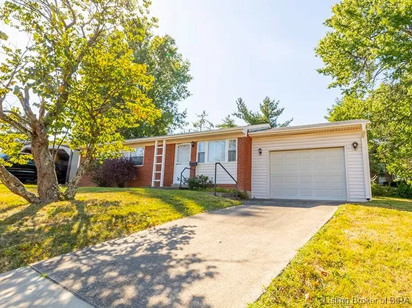 2827 Wahoo Drive, New Albany, IN 47150