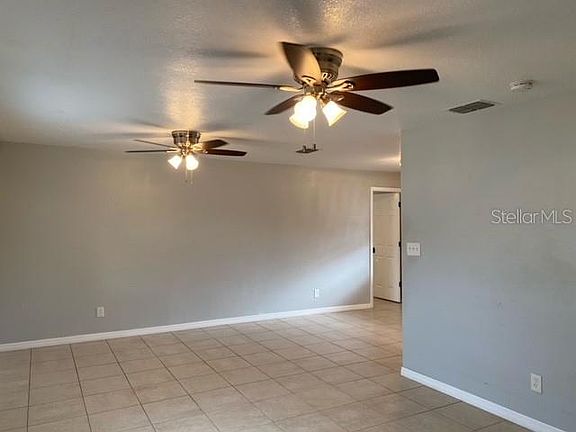 5th image of 3980 Orkney Ave