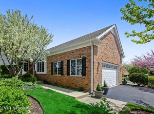 4216 Weatherstone Rd, Crystal Lake, IL 60014