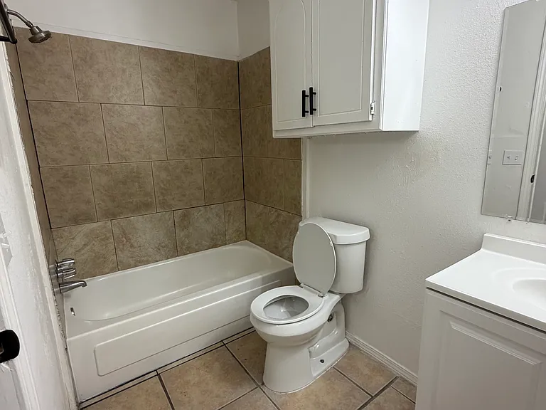 Mirador Apartments — Photo 5