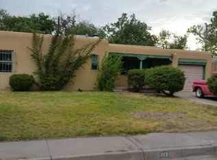 1113 Richmond Dr NE, Albuquerque, NM 87106