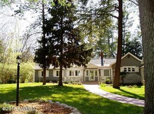 7207 Sunset Ln, Montague, MI 49437