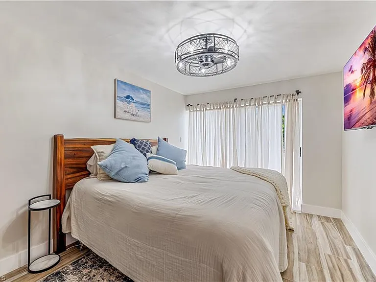 25850 Hickory Blvd #101 — Photo 4