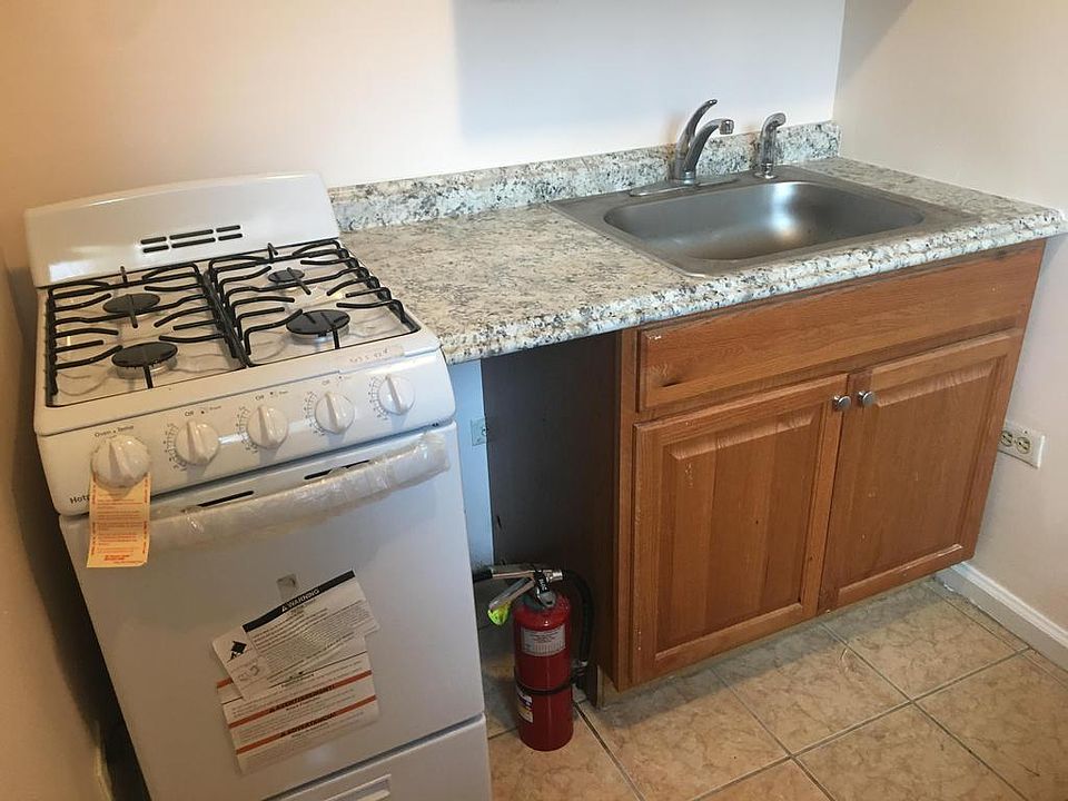 1st image of 503 S 42nd St #1R