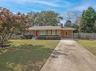 1186 Larch Ln, Decatur, GA 30033