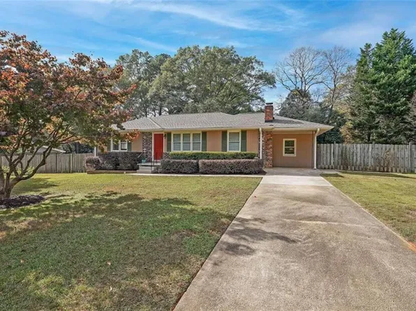 1186 Larch Ln, Decatur, GA 30033