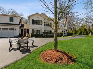 236 Deerfield Rd, Deerfield, IL 60015