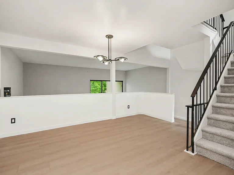 7440 Azalea Ct — Photo 6