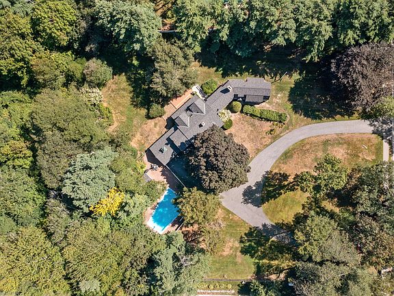 4th image of 1203 Shore Road