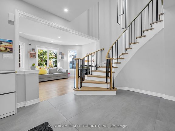 2nd image of 30 Pinecrest St