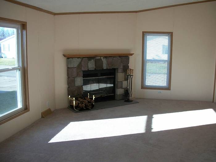 2nd image of 3567 E Wembley Ln
