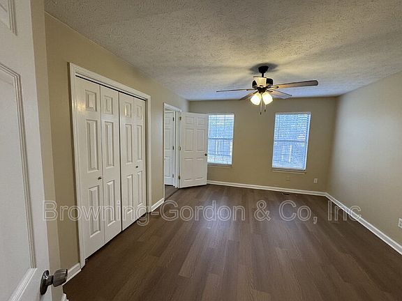 5th image of 1111 Cedarhill Ct