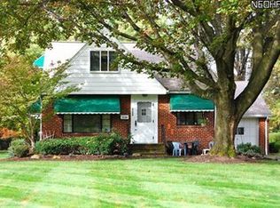 2130 Glenridge Rd, Euclid, OH 44117