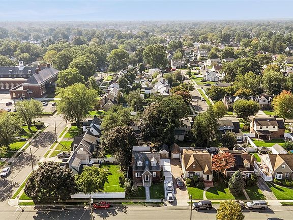 5th image of 800 Wesley Street
