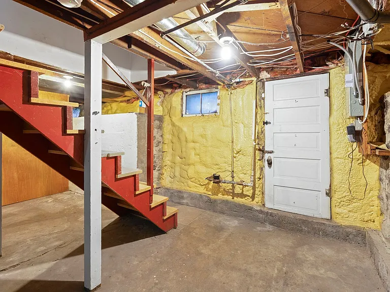 206 W Waverly Pl — Photo 35
