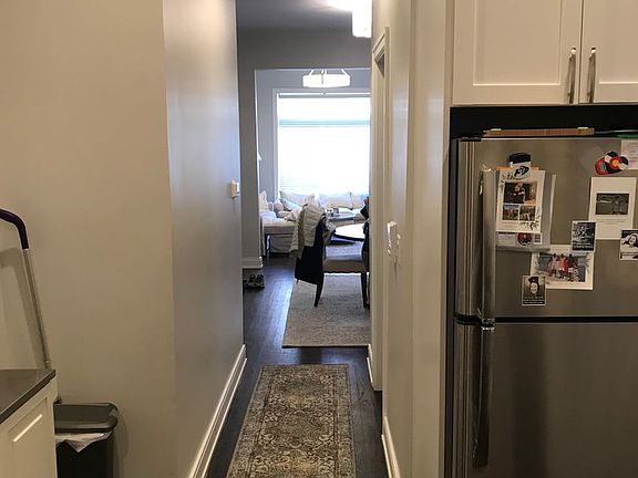 5th image of 1155 W Wrightwood Ave APT 2F