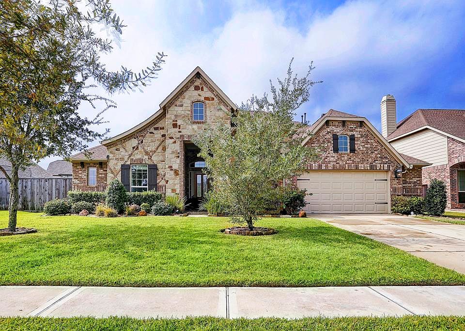 1st image of 8318 Autumn Stone Dr