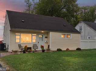 804 Winder Dr, Bristol, PA
