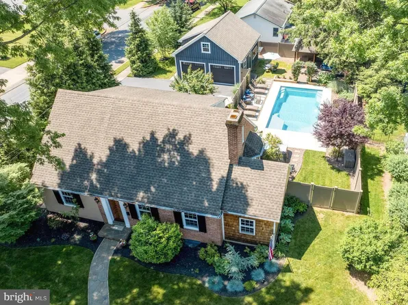 228 W Gramby St, Manheim, PA 17545