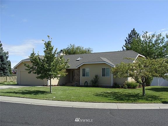 4th image of 705 N Schooner Court
