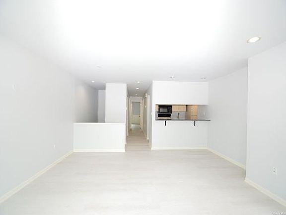 3rd image of 24147A Oak Park Dr #A