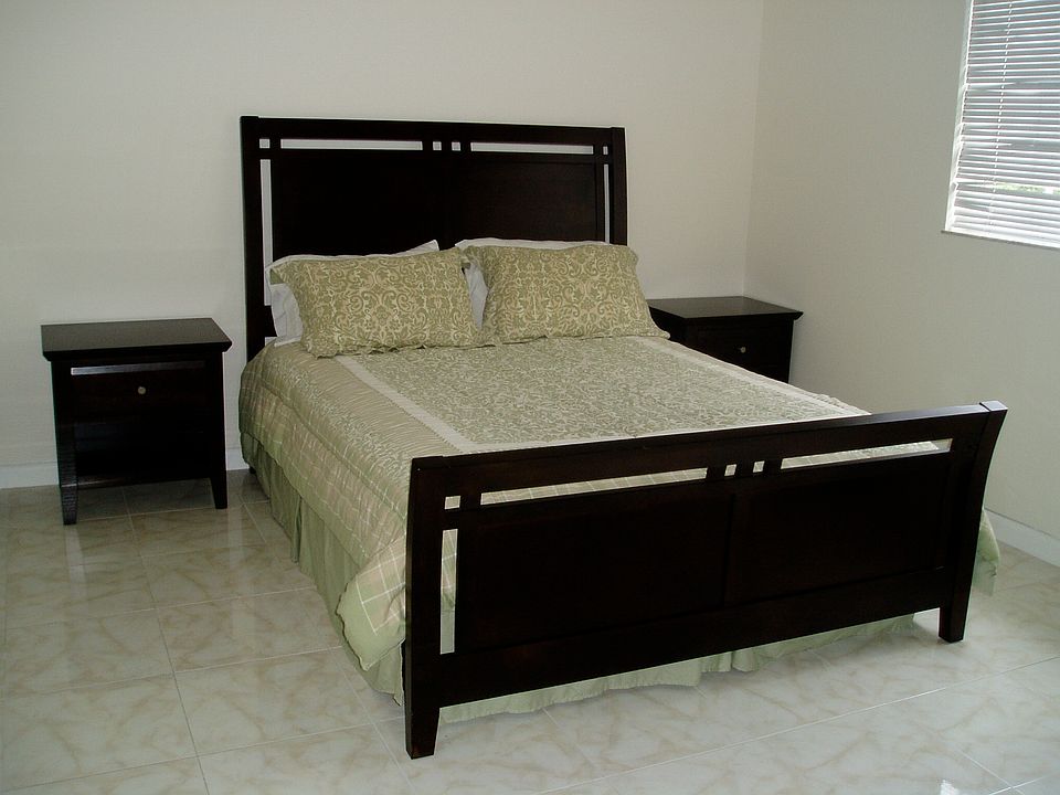 1st image of 2421 Centergate Dr APT 205