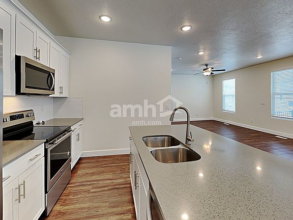 4th image of 6047 W Arranmore Dr