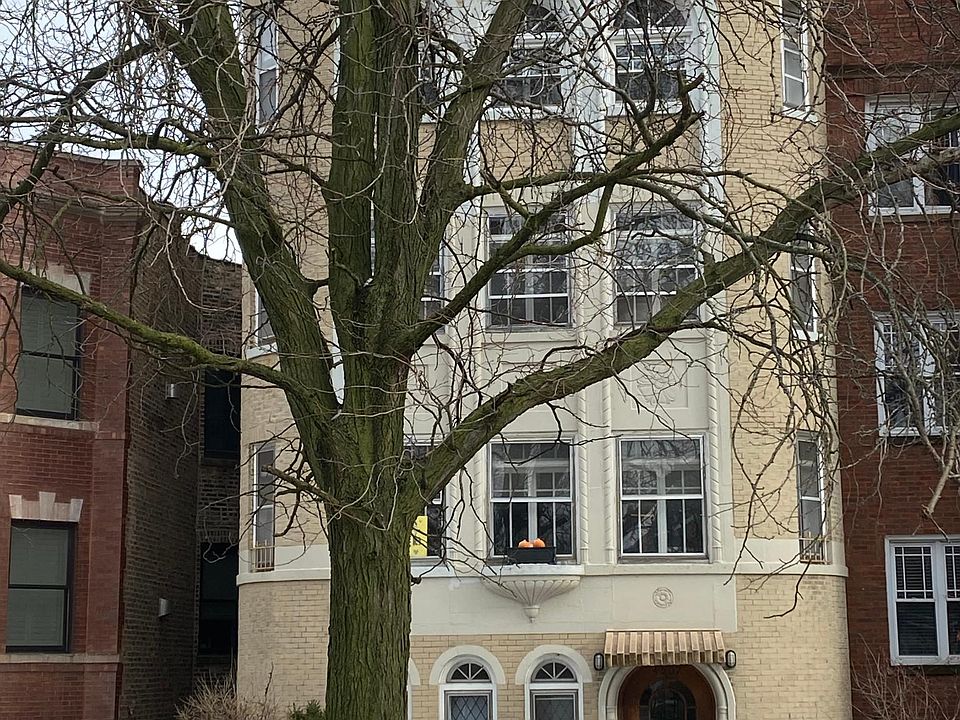 1st image of 4507 N Rockwell St #2
