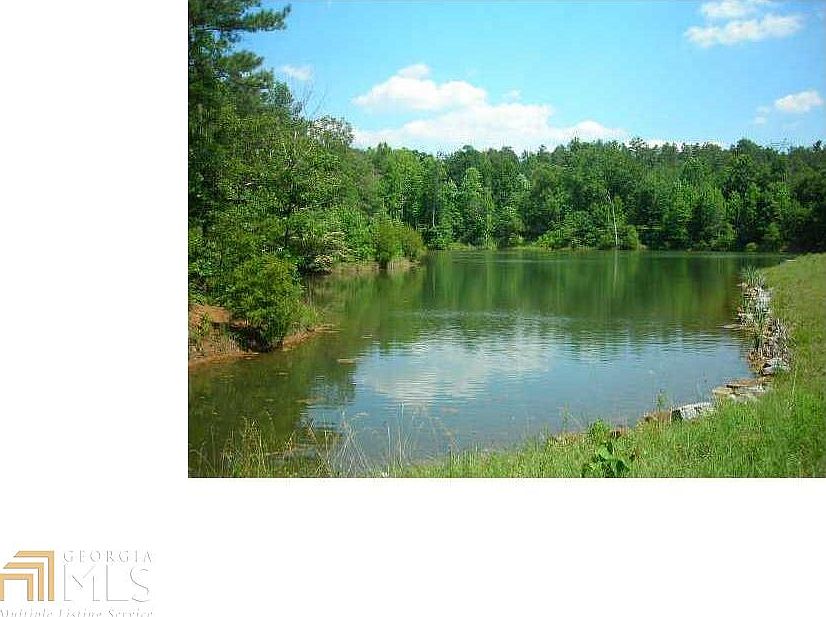1st image of 19 Mirror Lake Dr