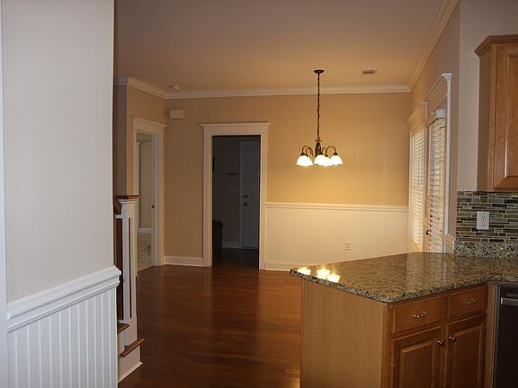 Kitchen eat in area