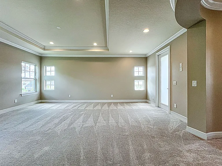 9421 Dugard Ct — Photo 25