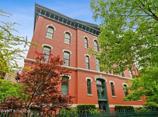 2107 N Magnolia Ave APT 3A, Chicago, IL 60614