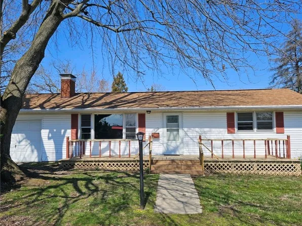 602 Cherry St, Marshall, IL 62441