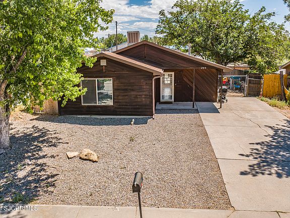 3rd image of 205 Mesilla Dr